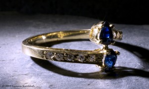 Ring: gold, sapphires, and diamonds, late twentieth century, p.c.